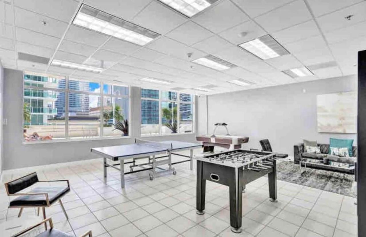 Amazing Condo With Free Parking In Brickell Miami Exterior photo