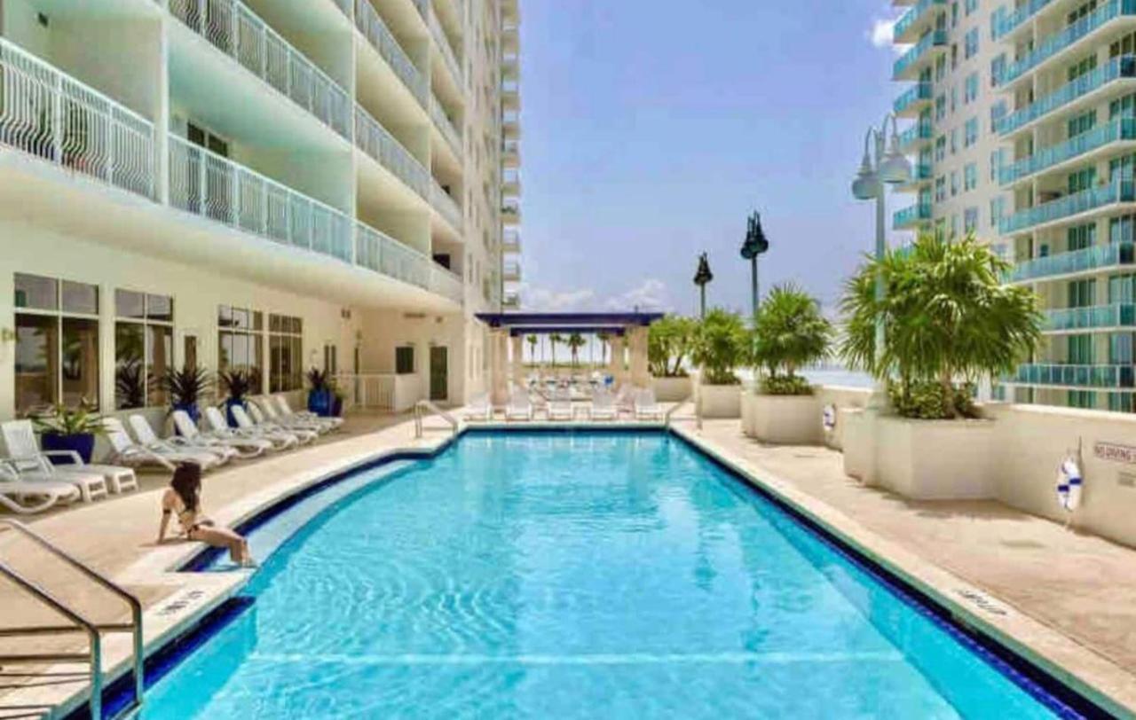 Amazing Condo With Free Parking In Brickell Miami Exterior photo